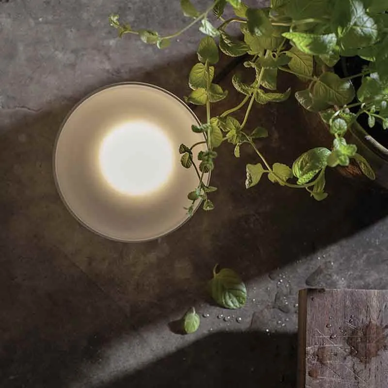 Karman Agua Outdoor Wall Lamp